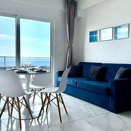 Fathom Sea View Apartment