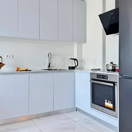 Fathom Sea View Apartment *