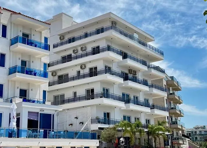 Fathom Sea View * Sarandë